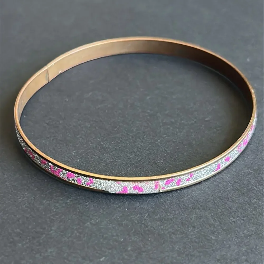 Women’s vintage dainty‎ gold tone pink/silver glittery bangle bracelet one size